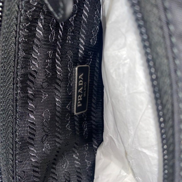 PRADA Re-Nylon Re-Edition 2000 mini-bag - Picture 6 of 9